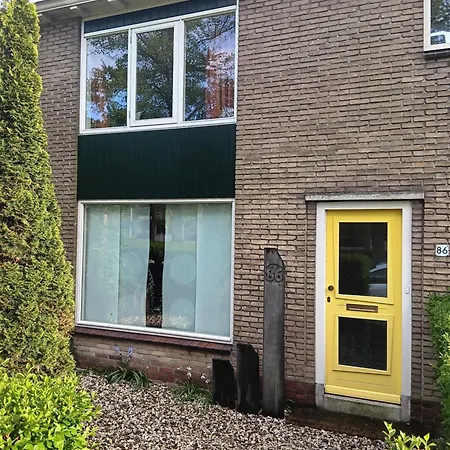 Complete Woning Met Zonnige Achtertuin Apartment