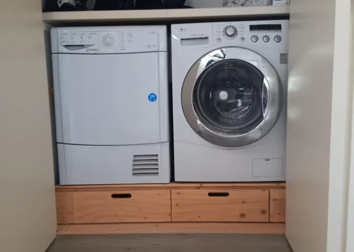 Daire Complete Woning Met Zonnige Achtertuin